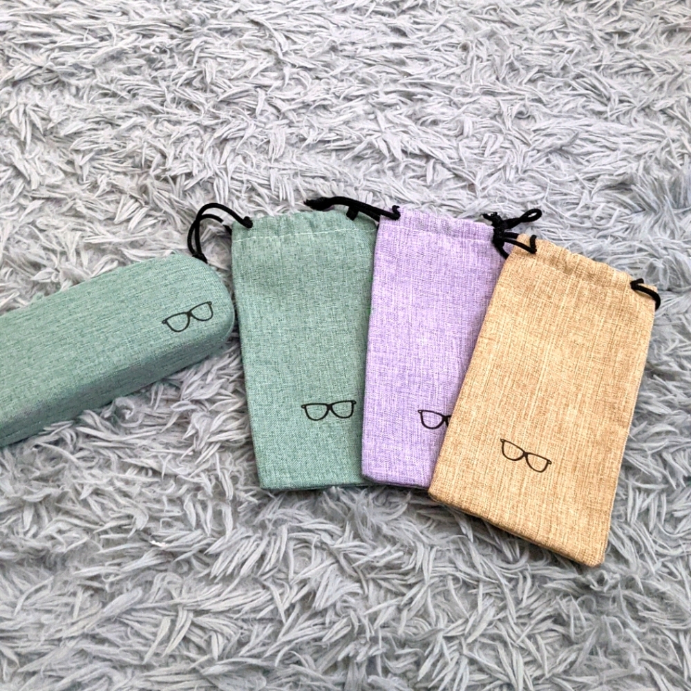SALE✨ NWOT Eyeglass/Sunglass Case